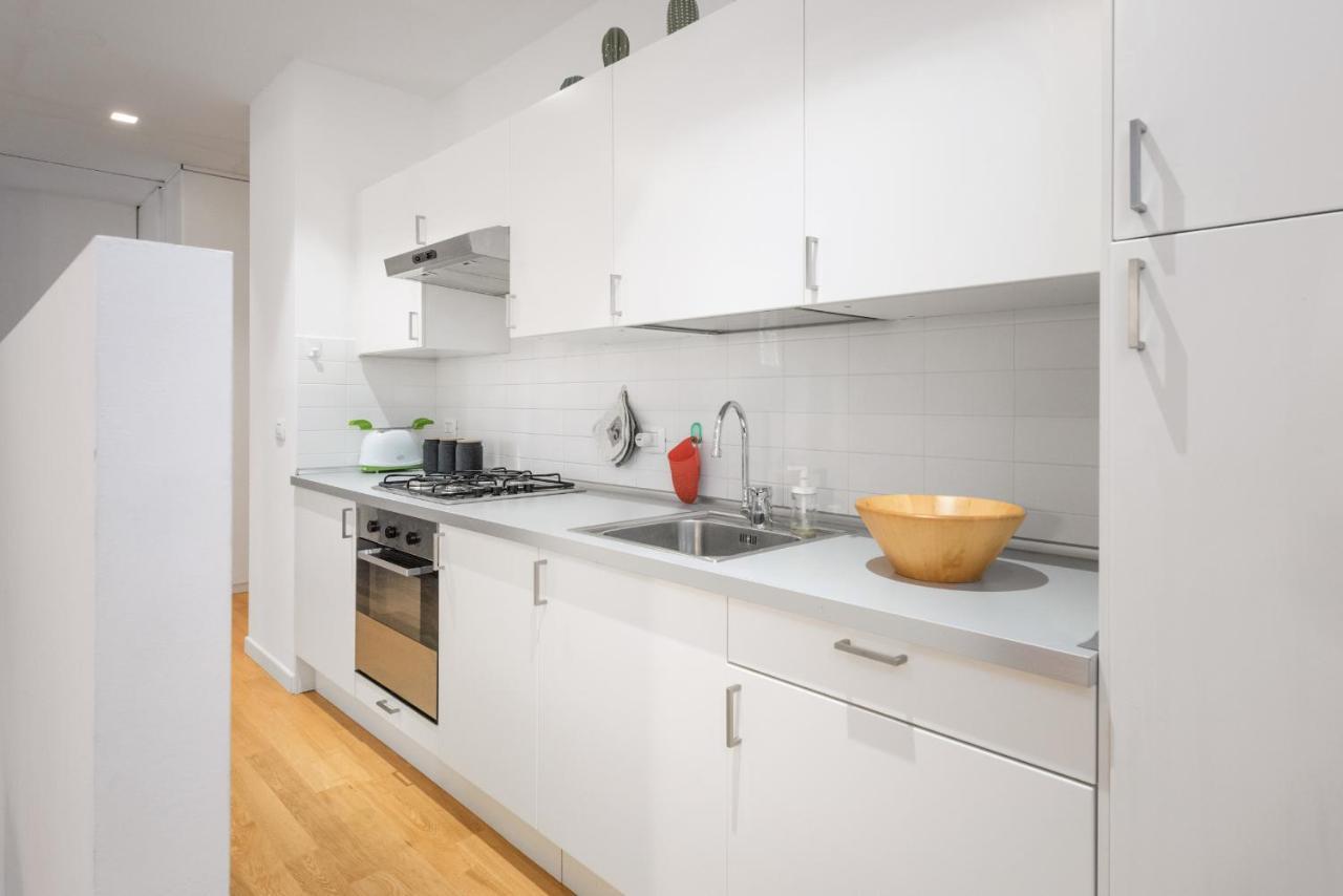 Flats4Rent Delia Verona Exterior foto